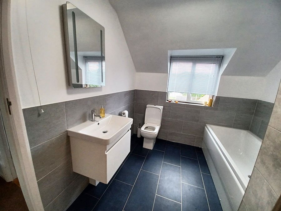 Bathroom Installers - Beautiful Bathrooms, Built to Last